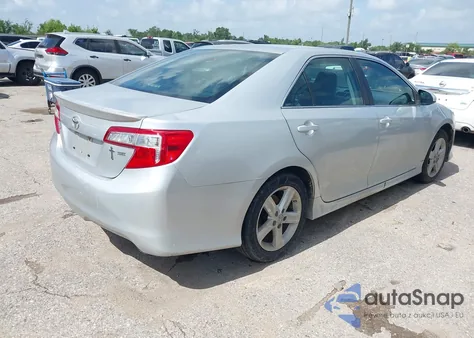2014 Toyota Camry Se z USA, uszkodzony, nr VIN 4T1BF1FK0EU348477